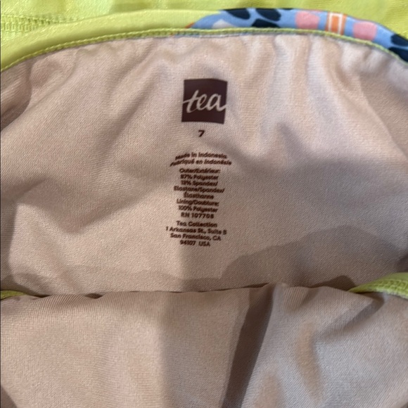 Tea Collection Yellow and Pink Rashguard with Playful Ruffles - Picture 3 of 4